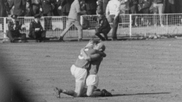 Jack and Bobby Charlton’s Wembley hug was a pure moment for two tangled brothers