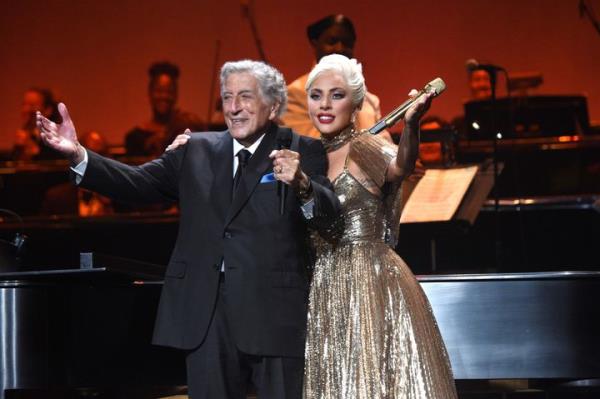 Singer Tony Bennett performs at the Statue of Liberty Museum opening celebration in New York on May 15, 2019. 